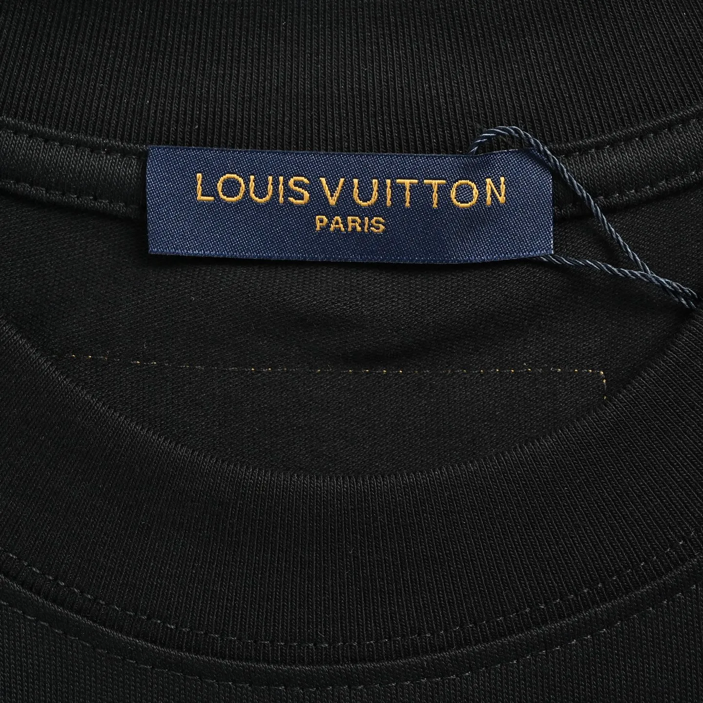 Louis Vuitton/Louis Vuitton four-leaf clover old flower embroidery round neck short sleeves